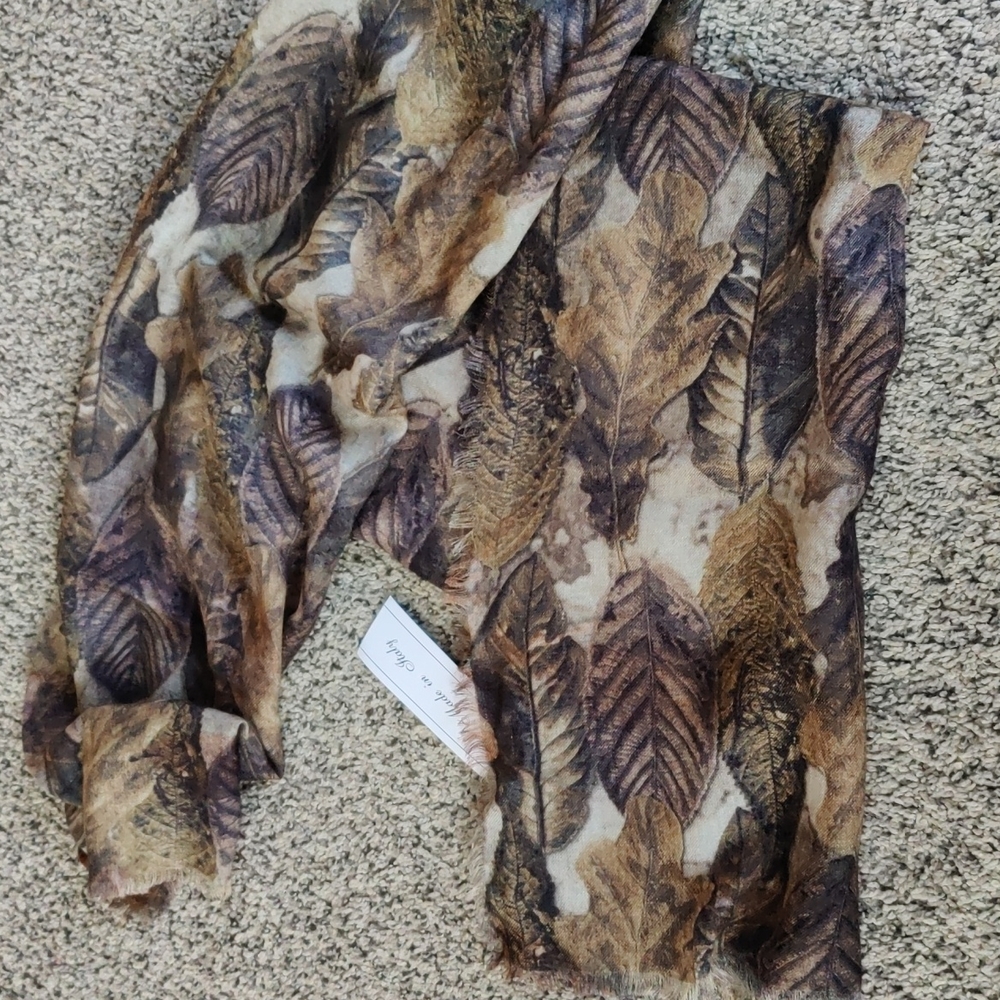 Enrico Gabriel Cashmere Scarf NWT